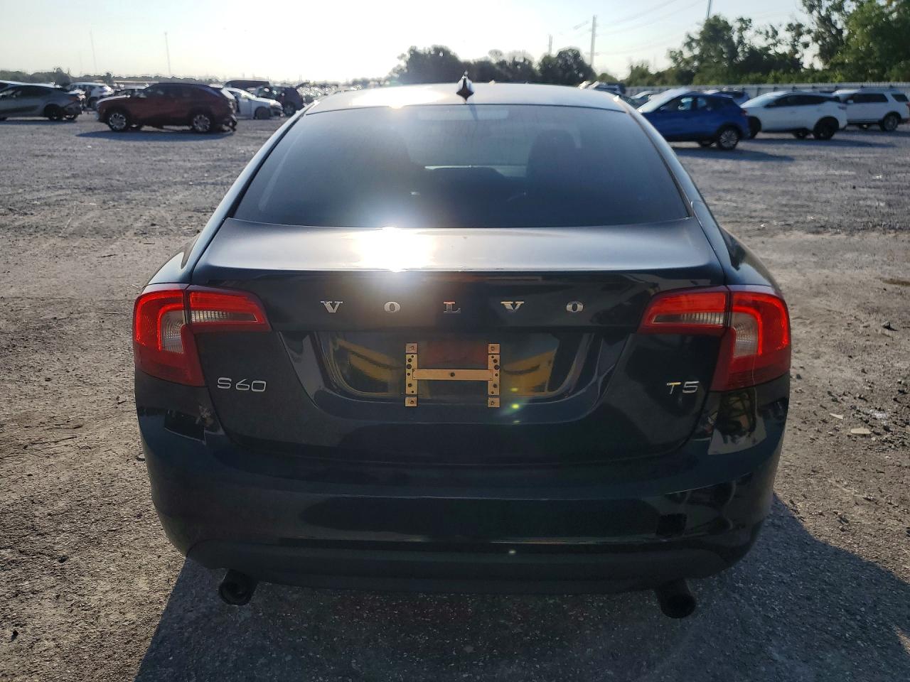 YV1612FSXD2201792 · 2013 VOLVO S60 · 6/12