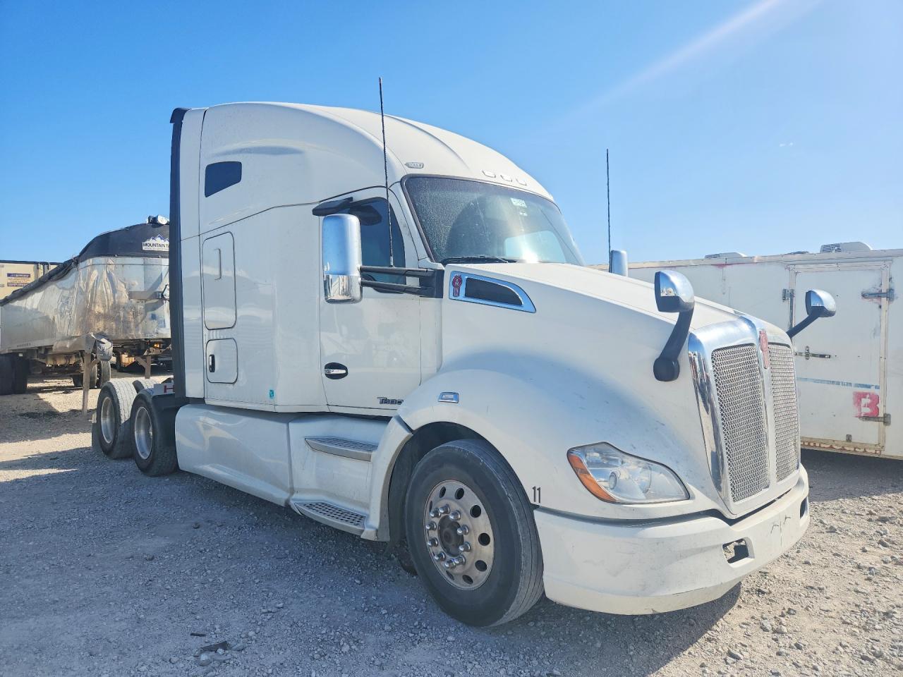 1XKYDP9X7KJ241653 · 2019 KENWORTH CONSTRUCTION · 4/14