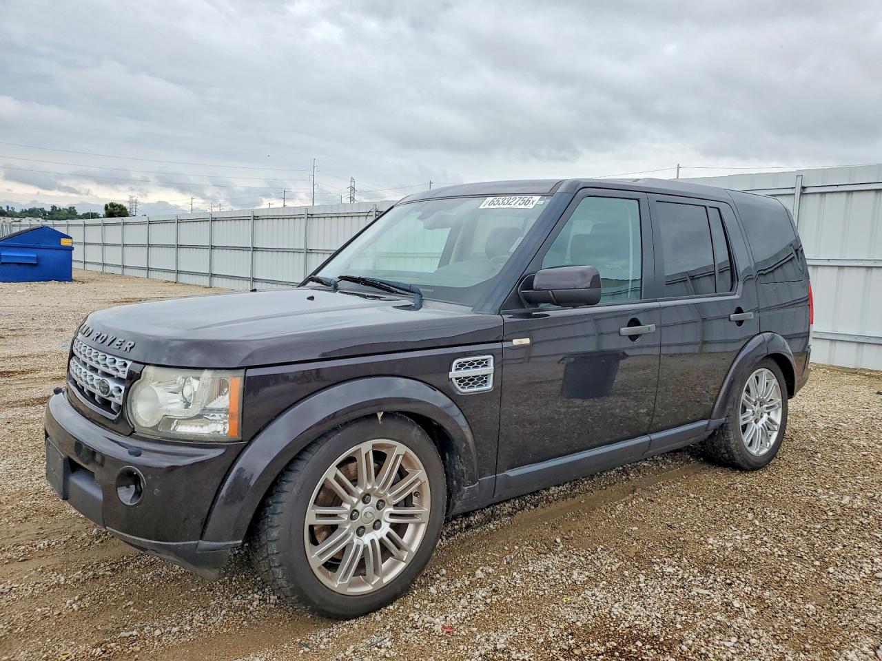 SALAK2D4XBA572514 · 2011 LAND ROVER LR4