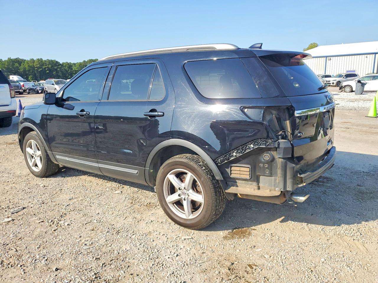 1FM5K8DH1HGC24407 · 2017 FORD EXPLORER · 2/13