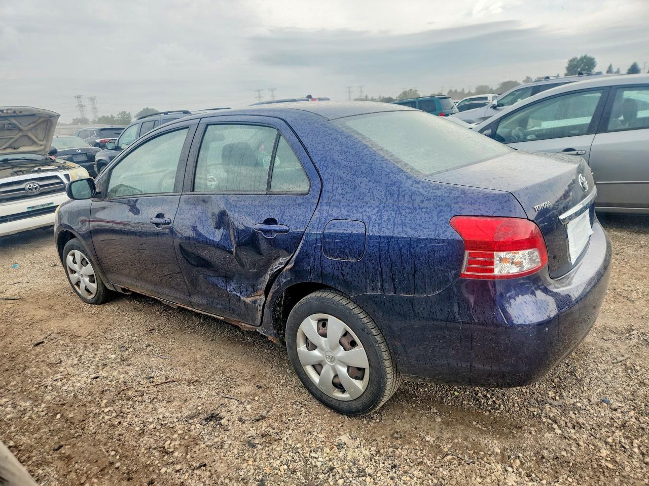 JTDBT923074002071 · 2007 TOYOTA YARIS · 2/12