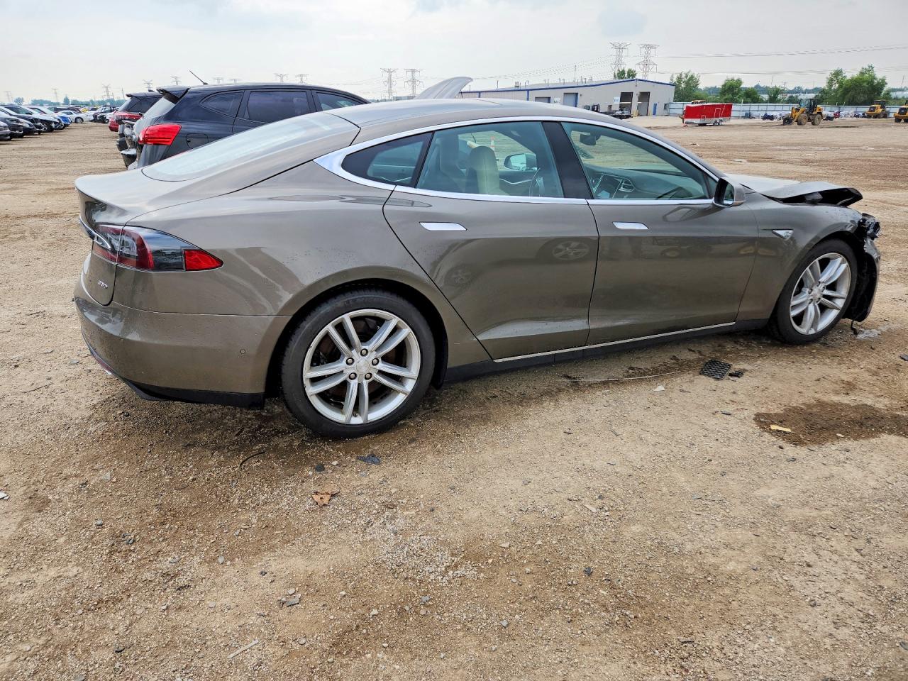 5YJSA1E21FF111916 · 2015 TESLA MODEL S · 3/12