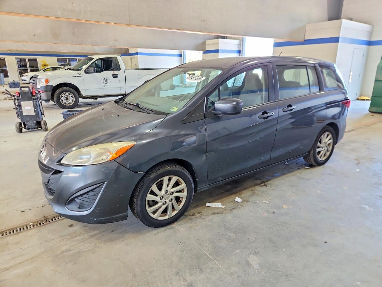 JM1CW2BL3C0101195 · 2012 MAZDA 5