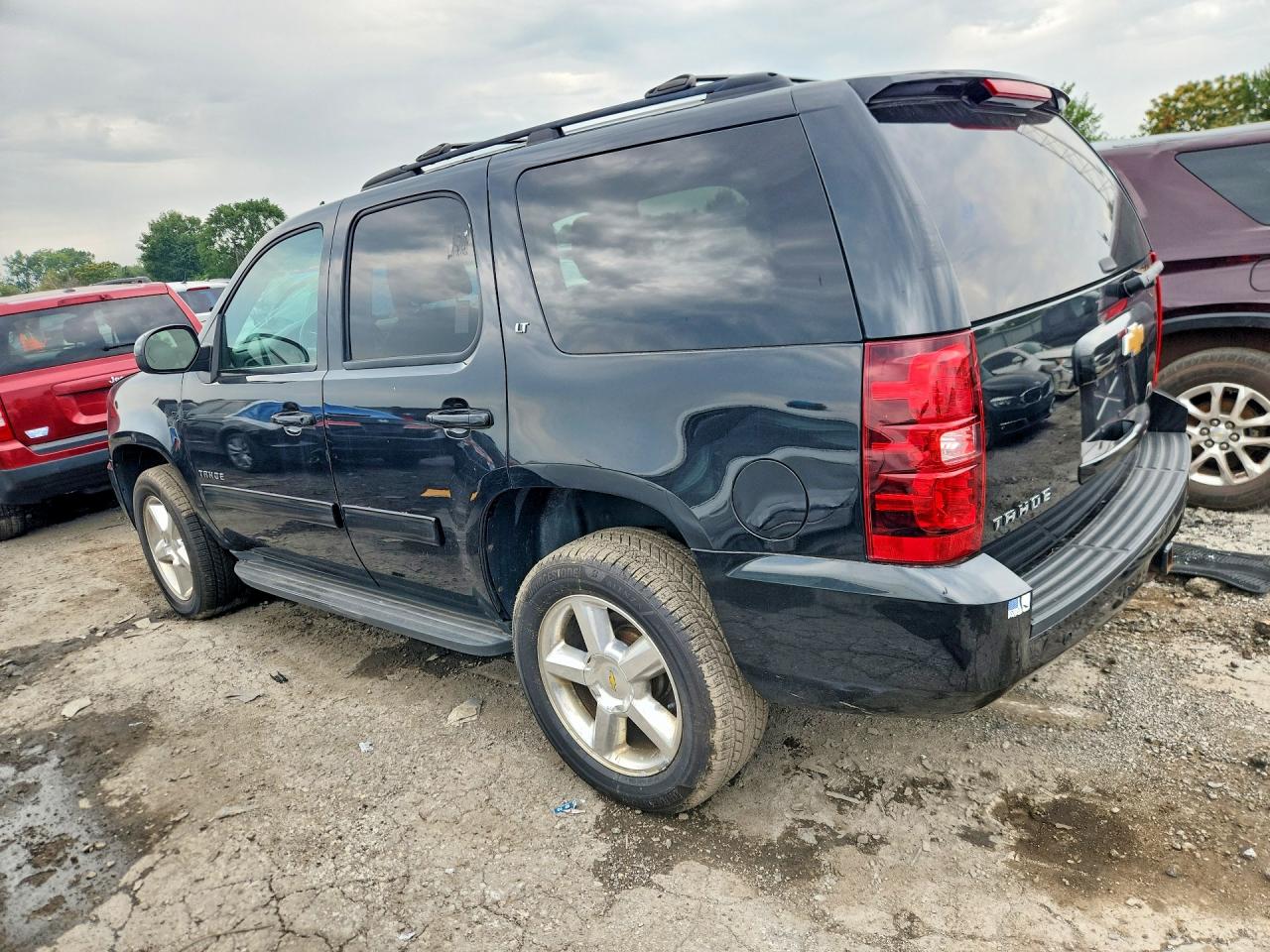 1GNSKBE08DR185110 · 2013 CHEVROLET TAHOE · 2/14