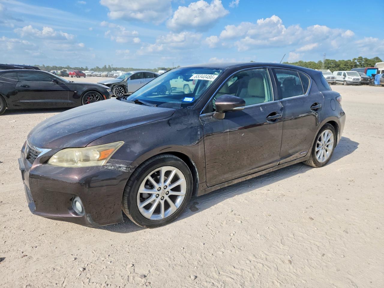 JTHKD5BH6B2008297 · 2011 LEXUS CT