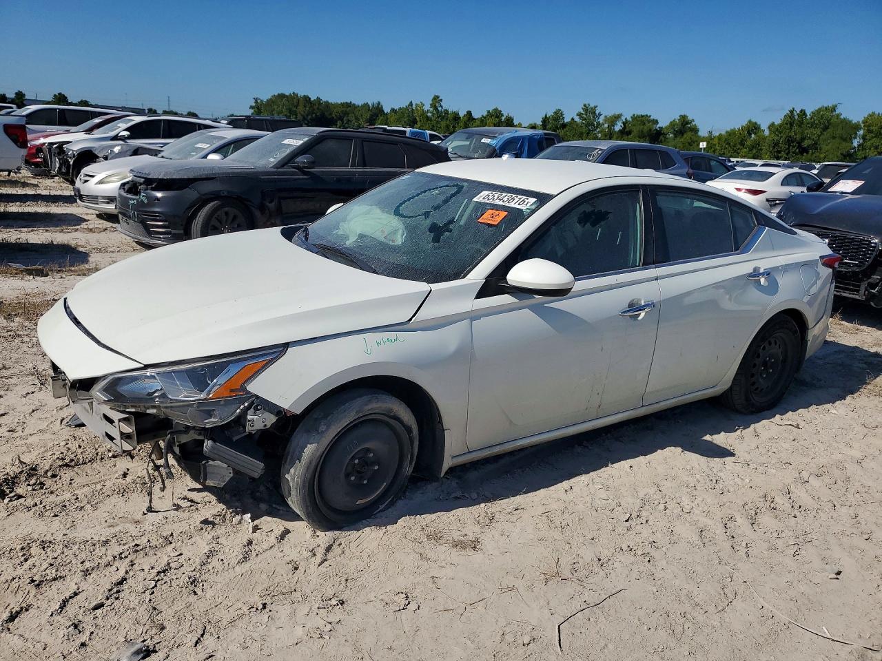1N4BL4BV3KC235659 · 2019 NISSAN ALTIMA