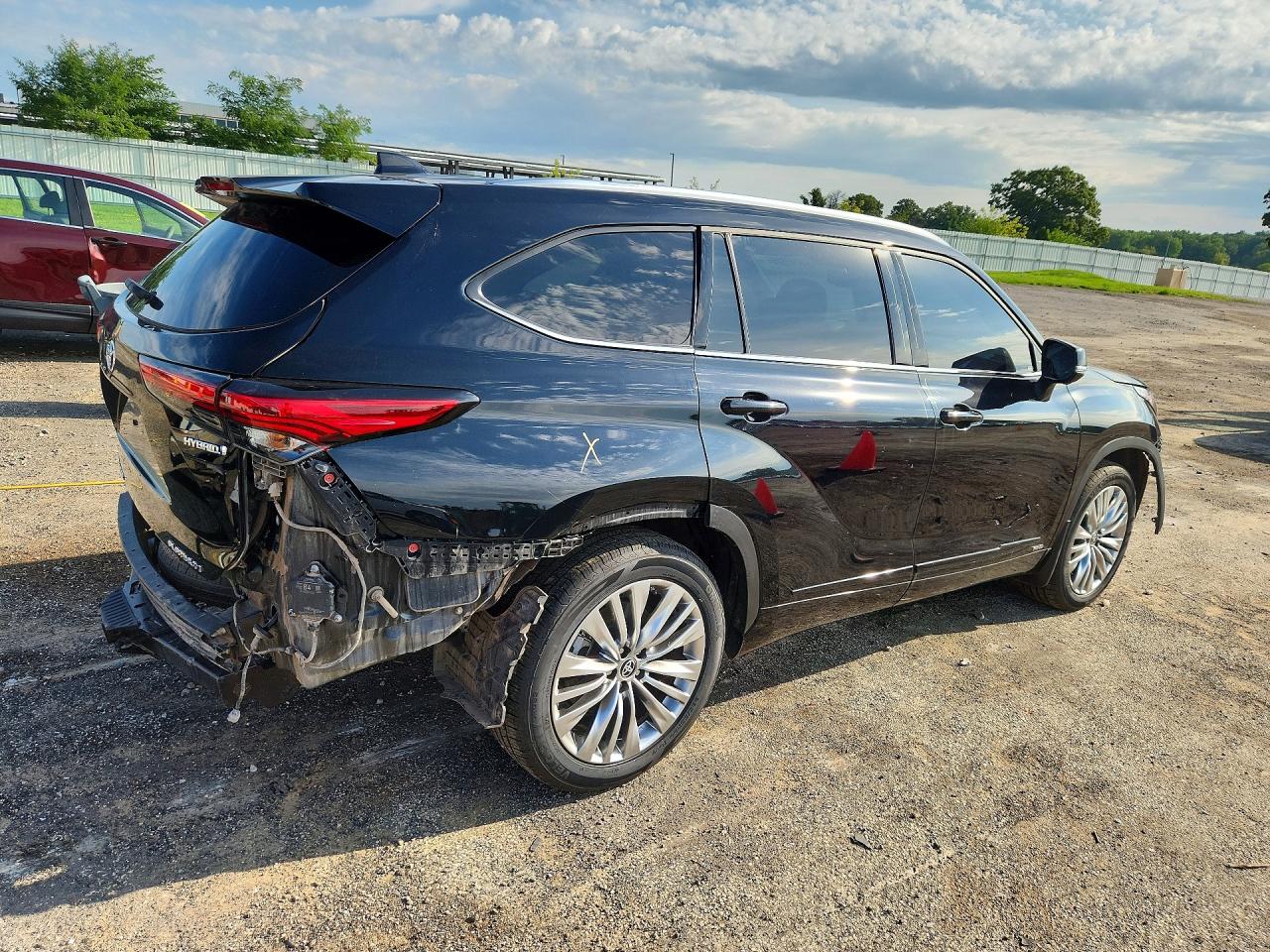5TDEBRCH3PS597965 · 2023 TOYOTA HIGHLANDER HYBRID · 3/14