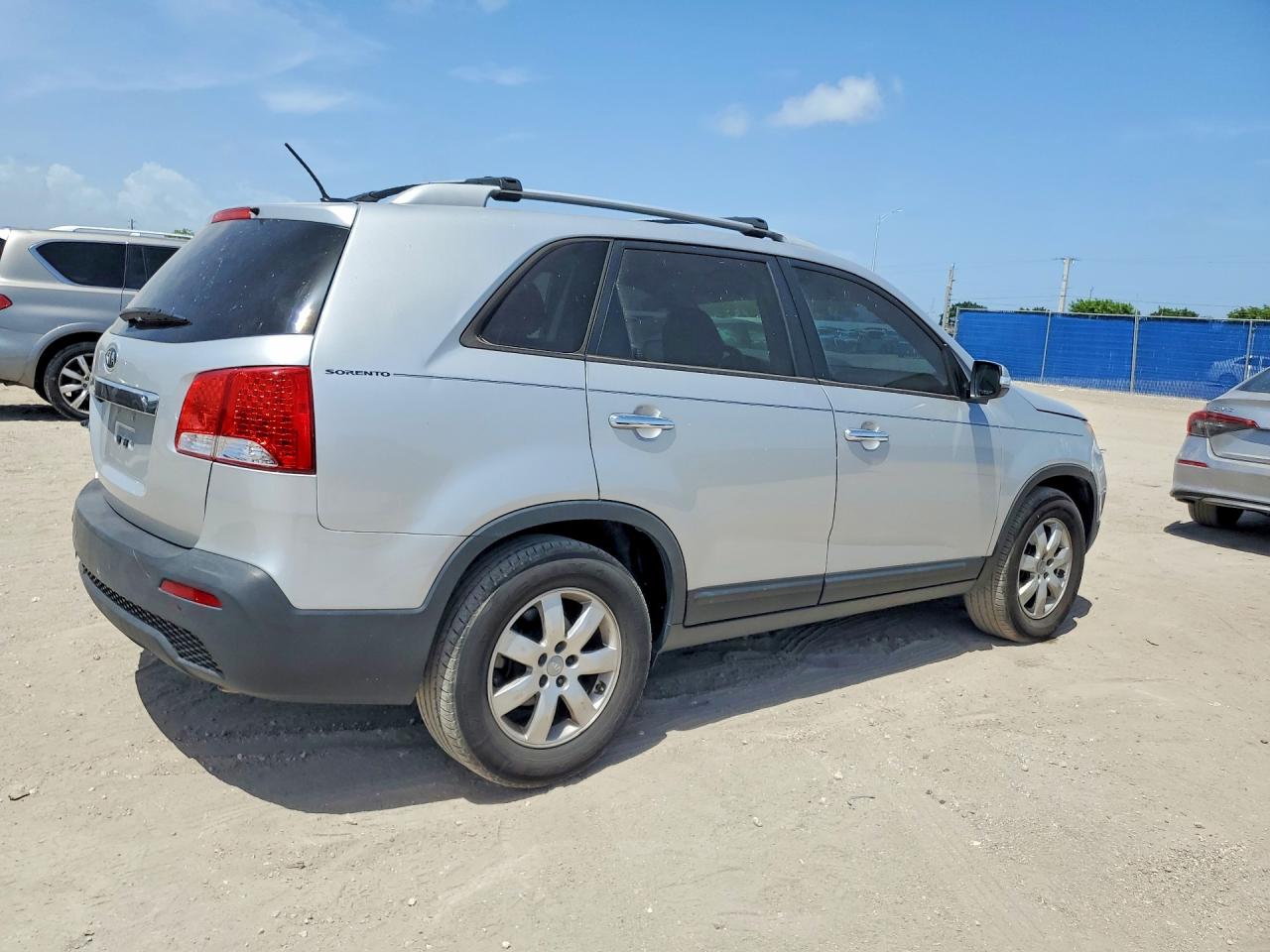 5XYKT3A6XDG409174 · 2013 KIA SORENTO · 3/13