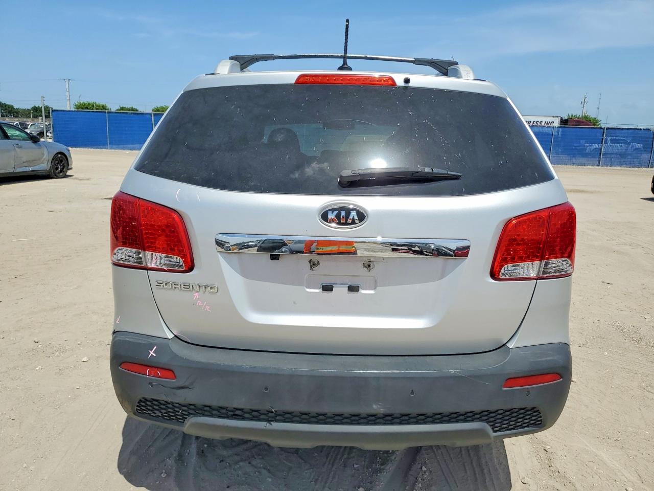 5XYKT3A6XDG409174 · 2013 KIA SORENTO · 6/13