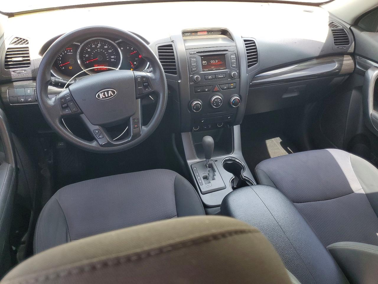 5XYKT3A6XDG409174 · 2013 KIA SORENTO · 8/13