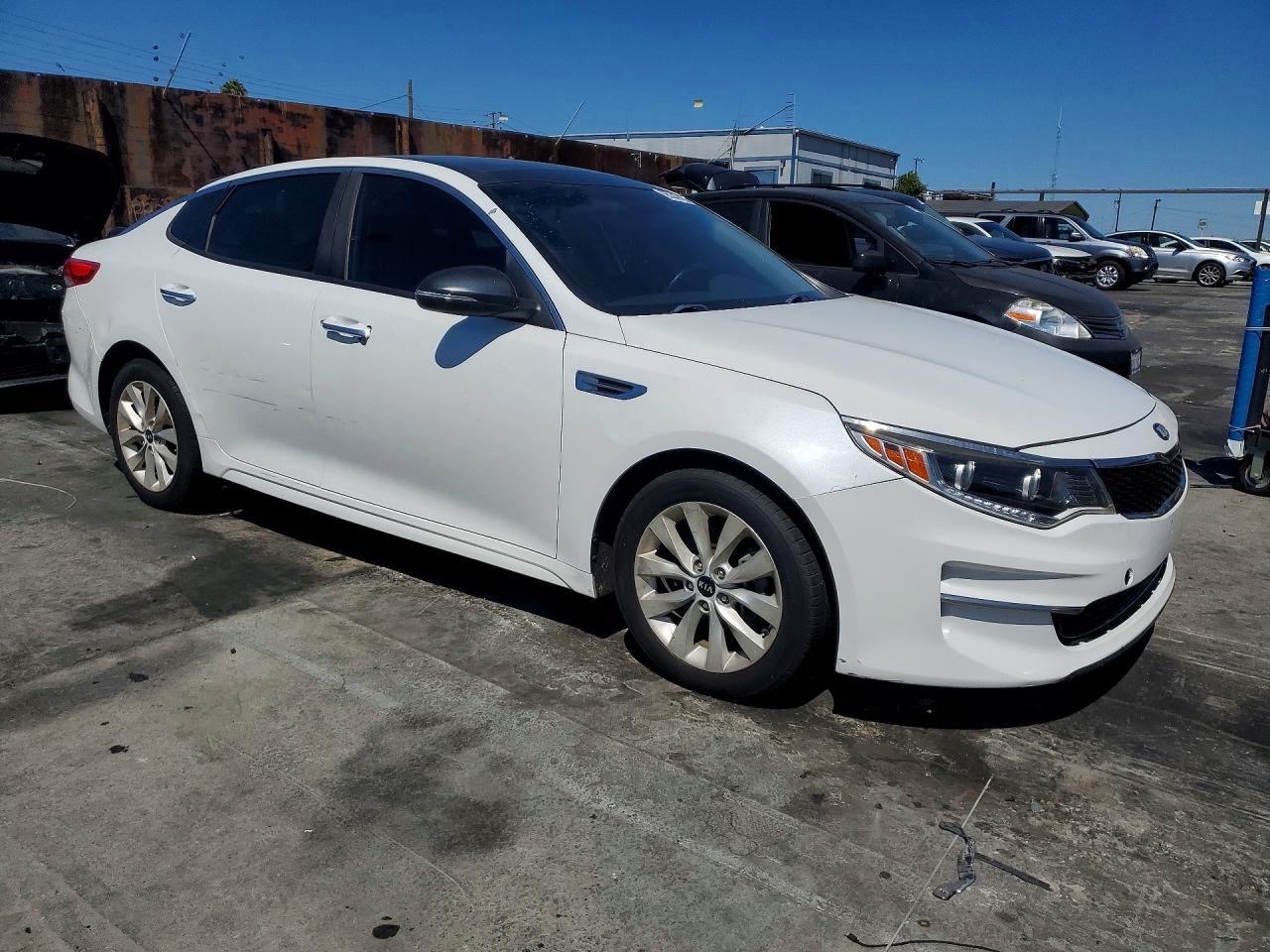 5XXGU4L35GG046934 · 2016 KIA OPTIMA · 4/12
