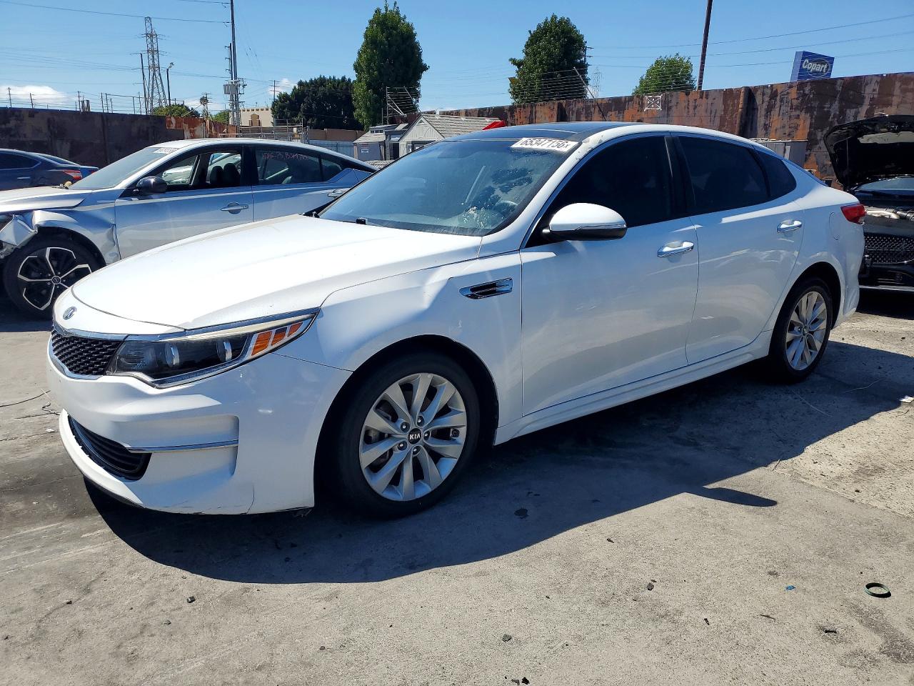 5XXGU4L35GG046934 · 2016 KIA OPTIMA