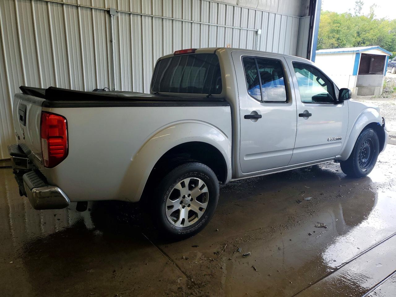 5Z61D0ER0CC420460 · 2012 SUZUKI EQUATOR · 3/12