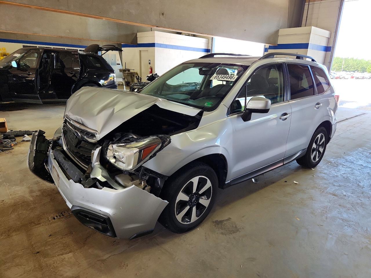 JF2SJAJC4HH523329 · 2017 SUBARU FORESTER