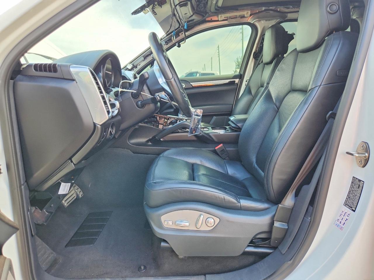 WP1AB2A25GLA95639 · 2016 PORSCHE CAYENNE · 7/14