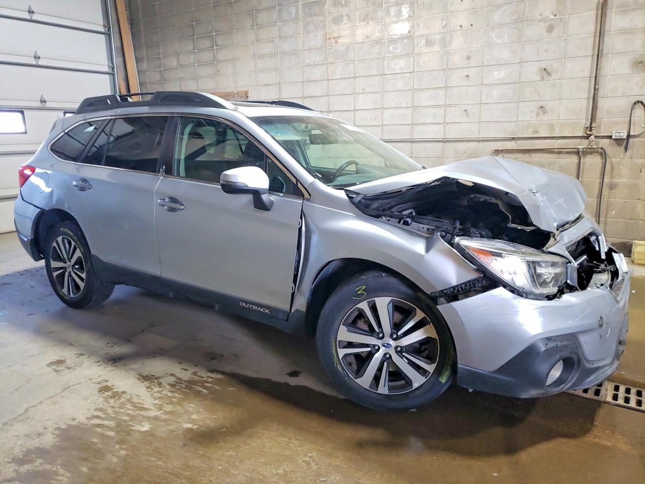 4S4BSANC7J3388402 · 2018 SUBARU OUTBACK · 4/13