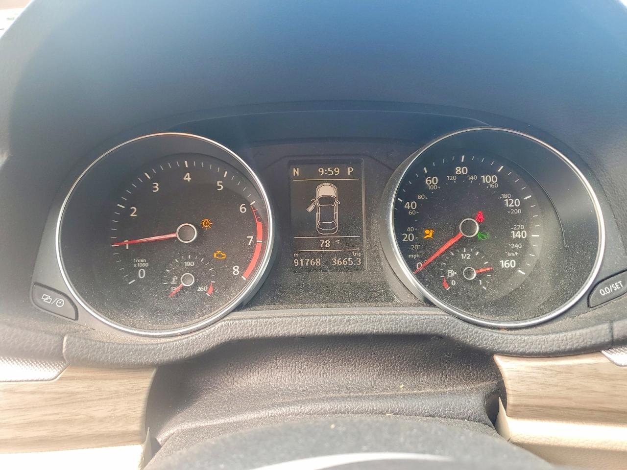 1VWBT7A32GC014828 · 2016 VOLKSWAGEN PASSAT · 9/12
