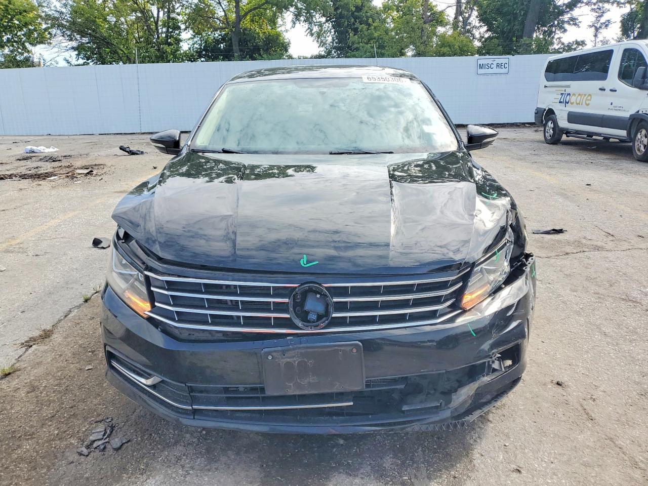 1VWBT7A32GC014828 · 2016 VOLKSWAGEN PASSAT · 5/12