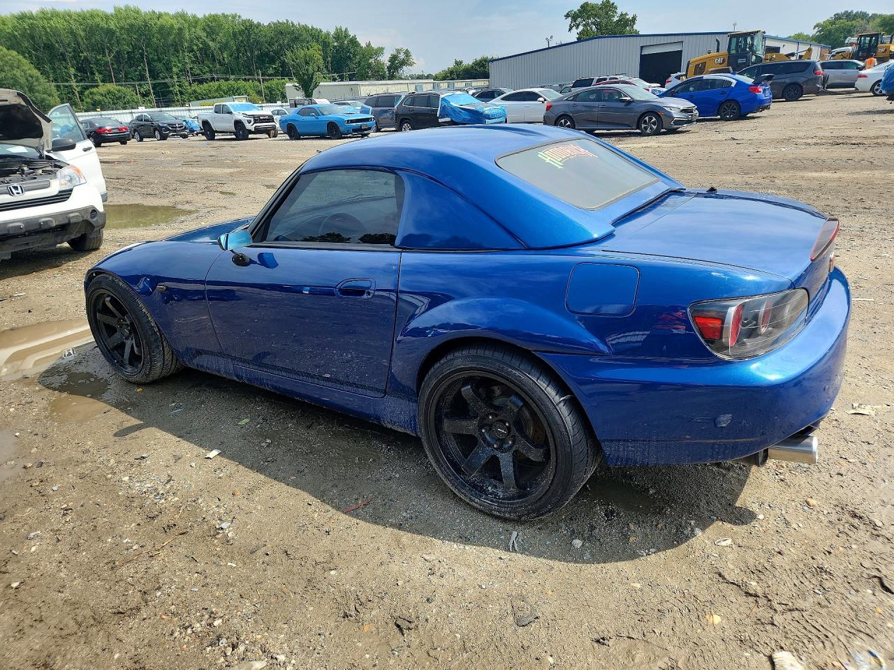 JHMAP21425S004901 · 2005 HONDA S2000 · 2/12