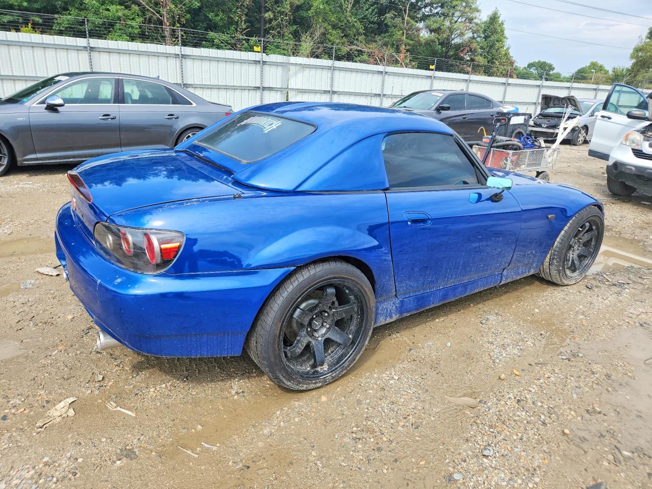 JHMAP21425S004901 · 2005 HONDA S2000 · 3/12