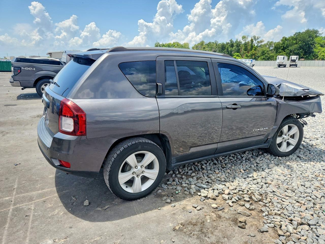 1C4NJCBA3GD810669 · 2016 JEEP COMPASS · 3/13