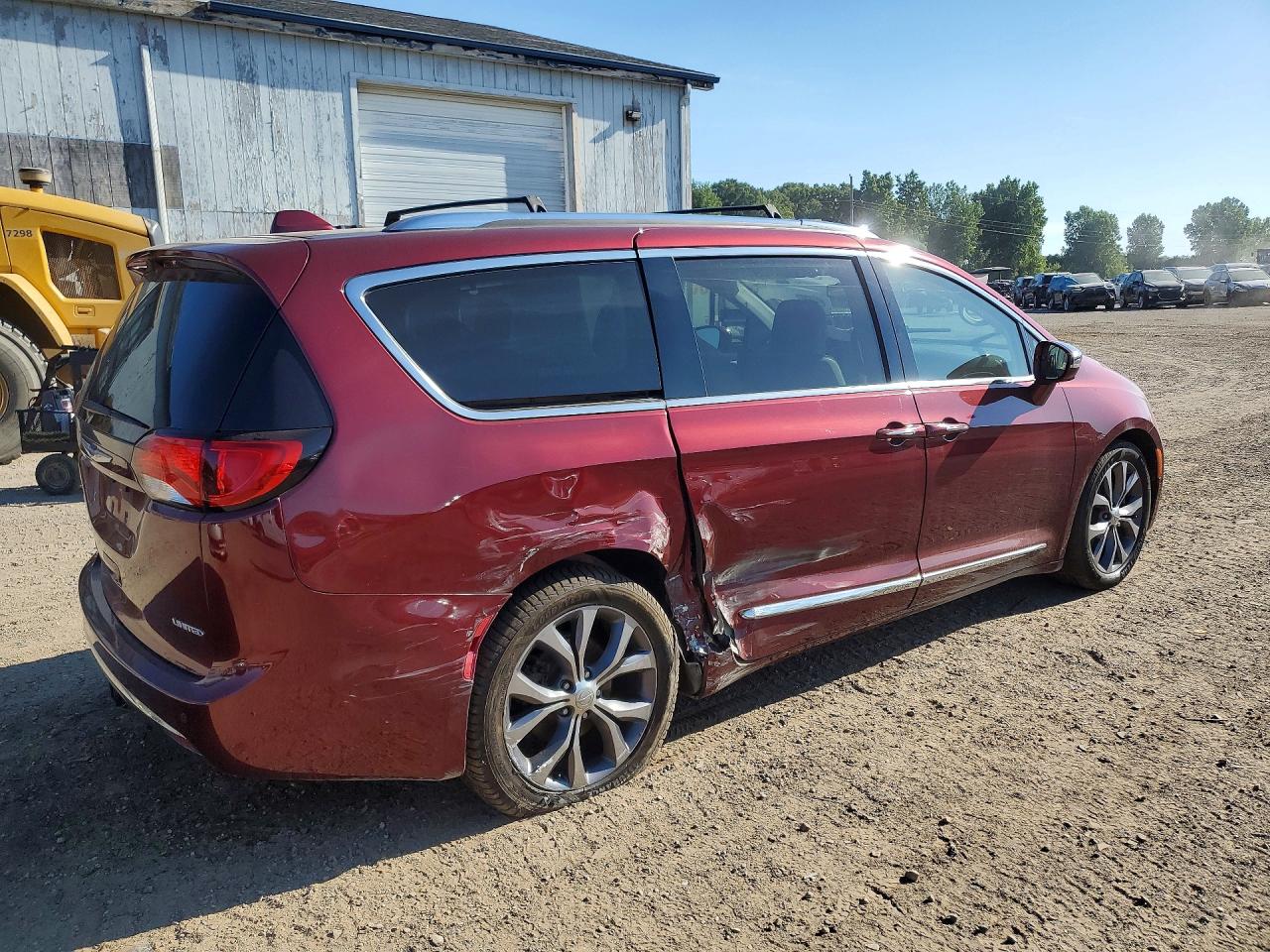 2C4RC1GG1HR836120 · 2017 CHRYSLER PACIFICA · 3/13