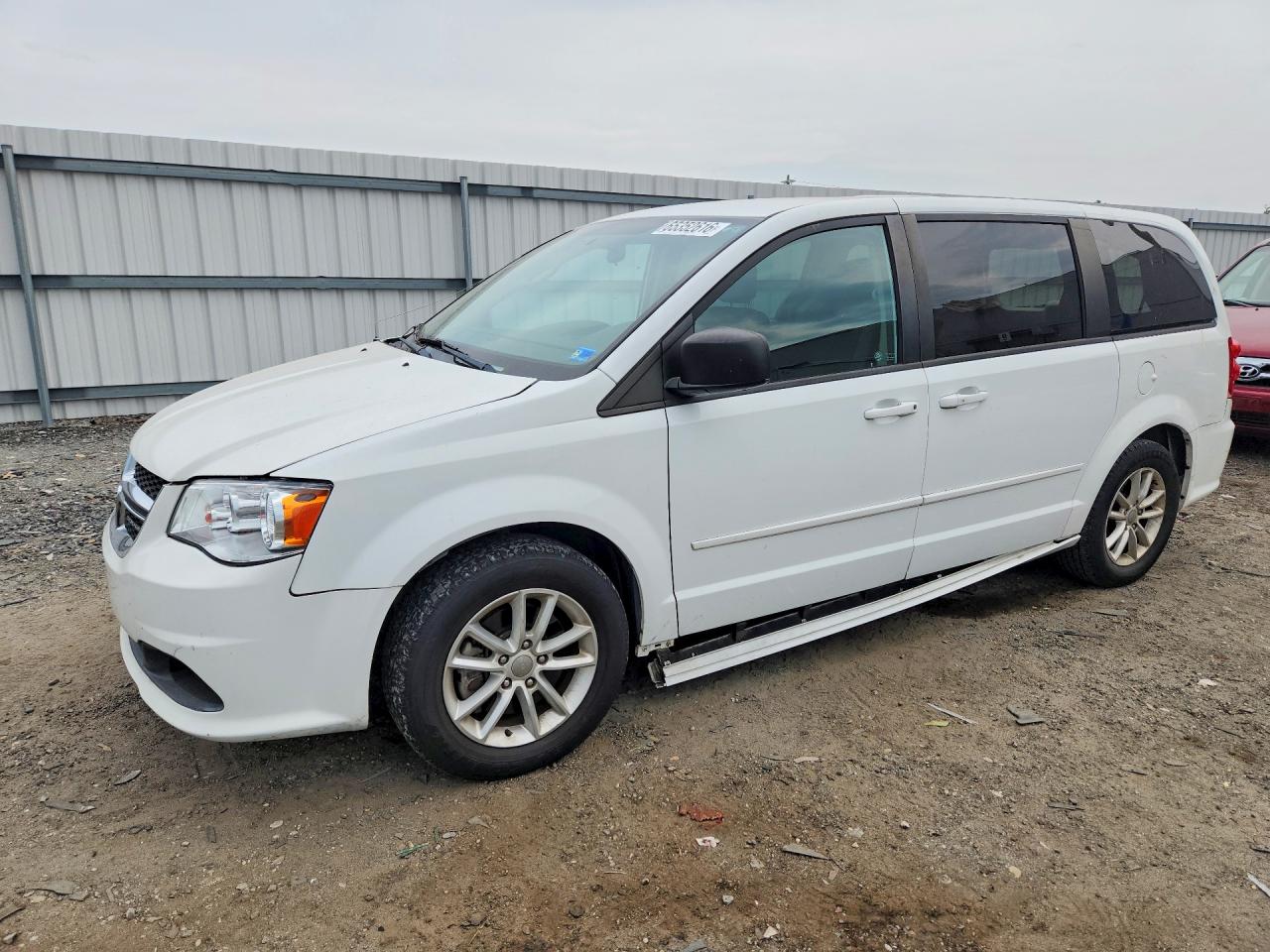 2C4RDGBG1FR660514 · 2015 DODGE GRAND CARAVAN
