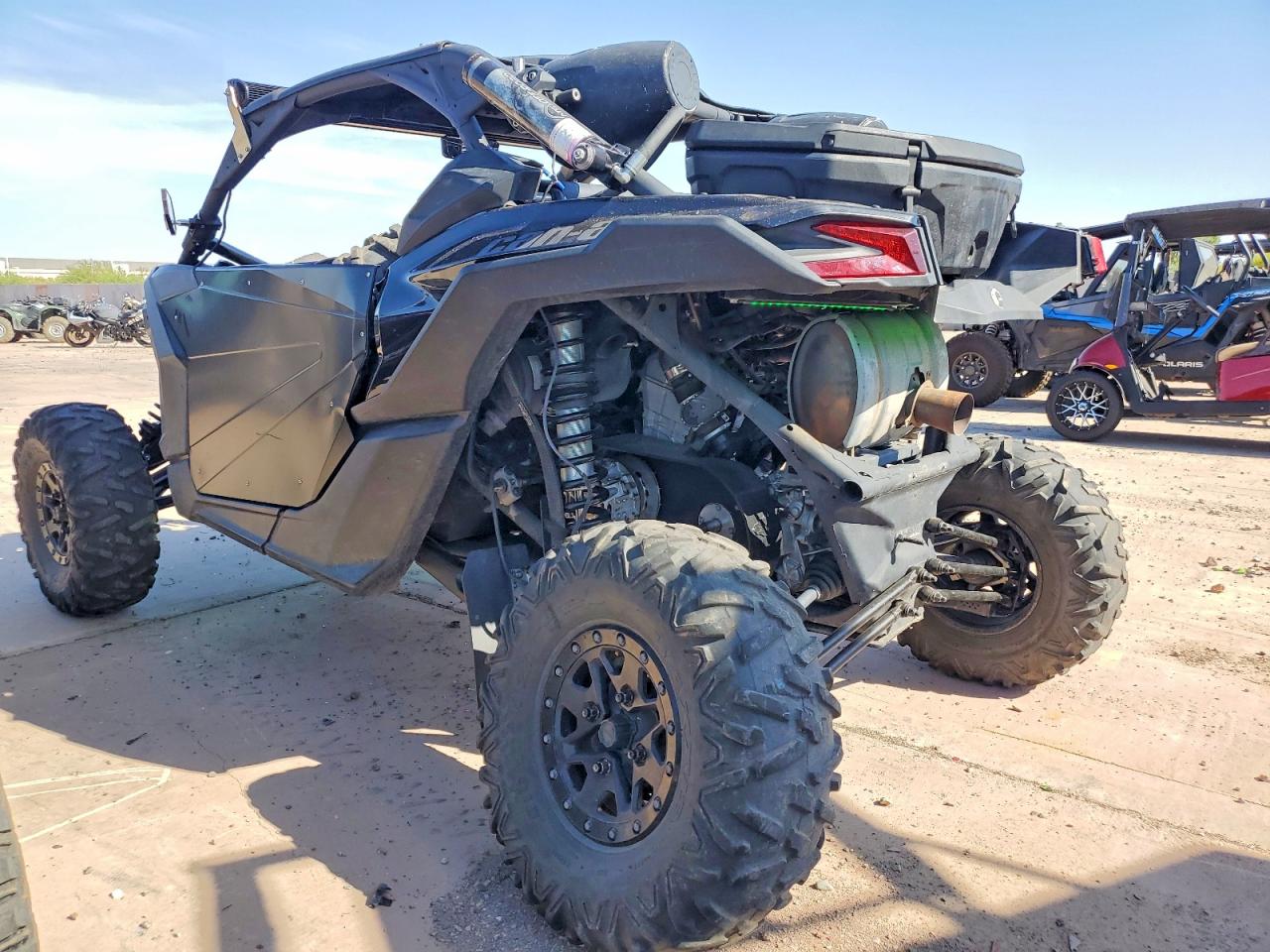 3JBVXAW40JK002183 · 2018 CAN-AM MAVERICK X3 · 3/10