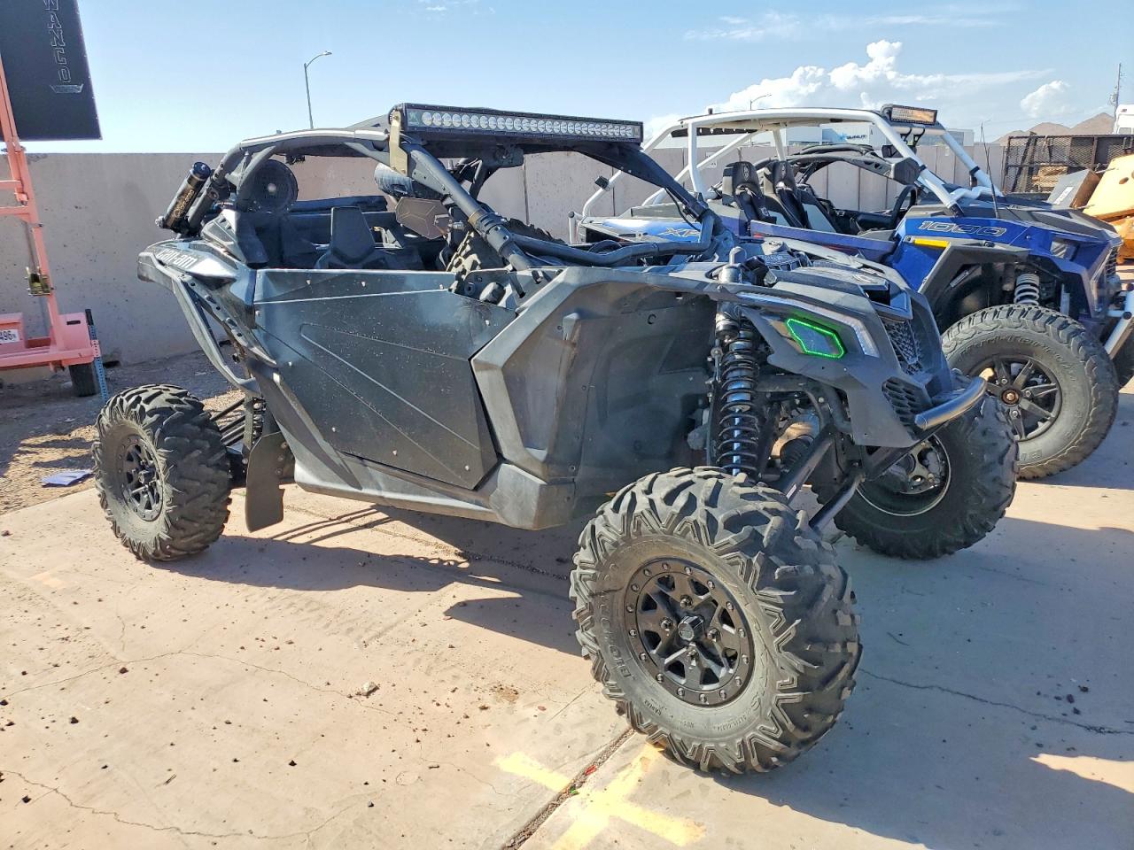 3JBVXAW40JK002183 · 2018 CAN-AM MAVERICK X3