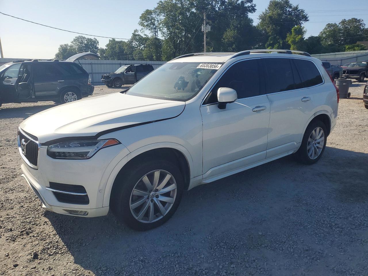 YV4A22PK8H1170160 · 2017 VOLVO XC90