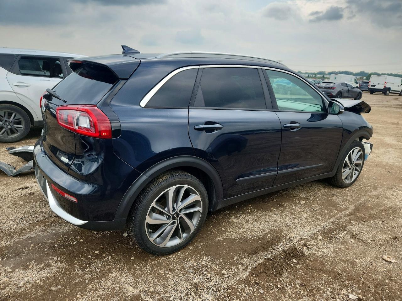 KNDCE3LC7H5047742 · 2017 KIA NIRO · 3/13