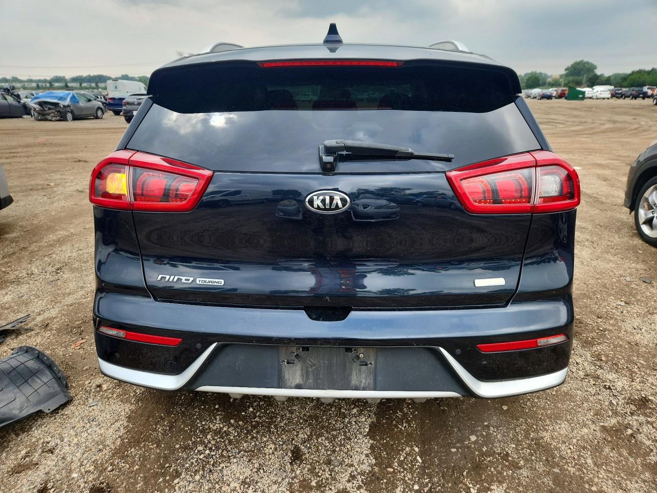 KNDCE3LC7H5047742 · 2017 KIA NIRO · 6/13