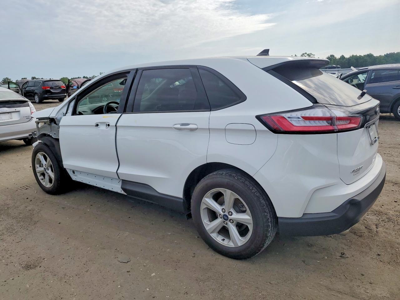 2FMPK4G90KBC44247 · 2019 FORD EDGE · 2/13