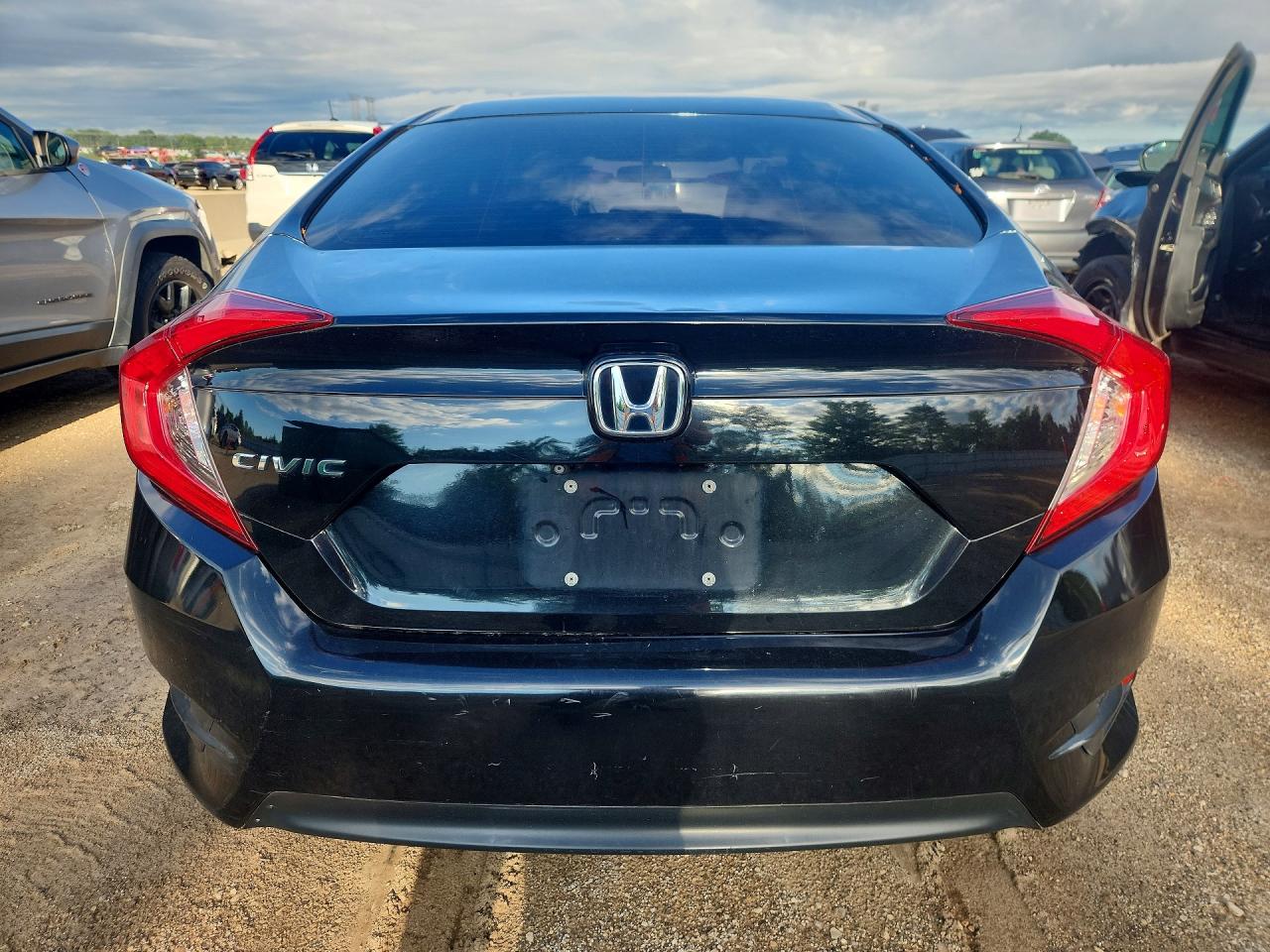 19XFC2F54GE008619 · 2016 HONDA CIVIC · 6/12