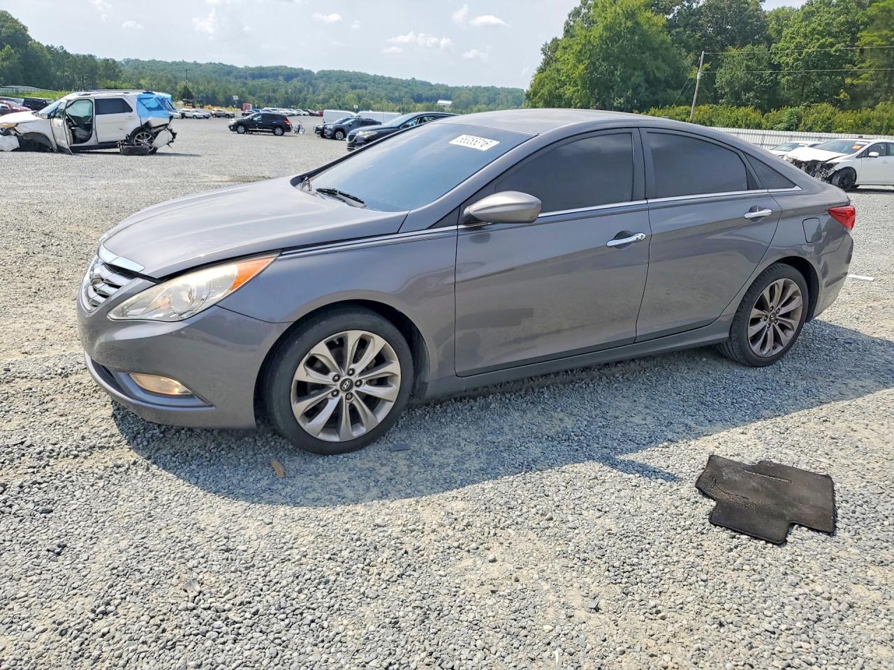 5NPEC4AC3DH550332 · 2013 HYUNDAI SONATA