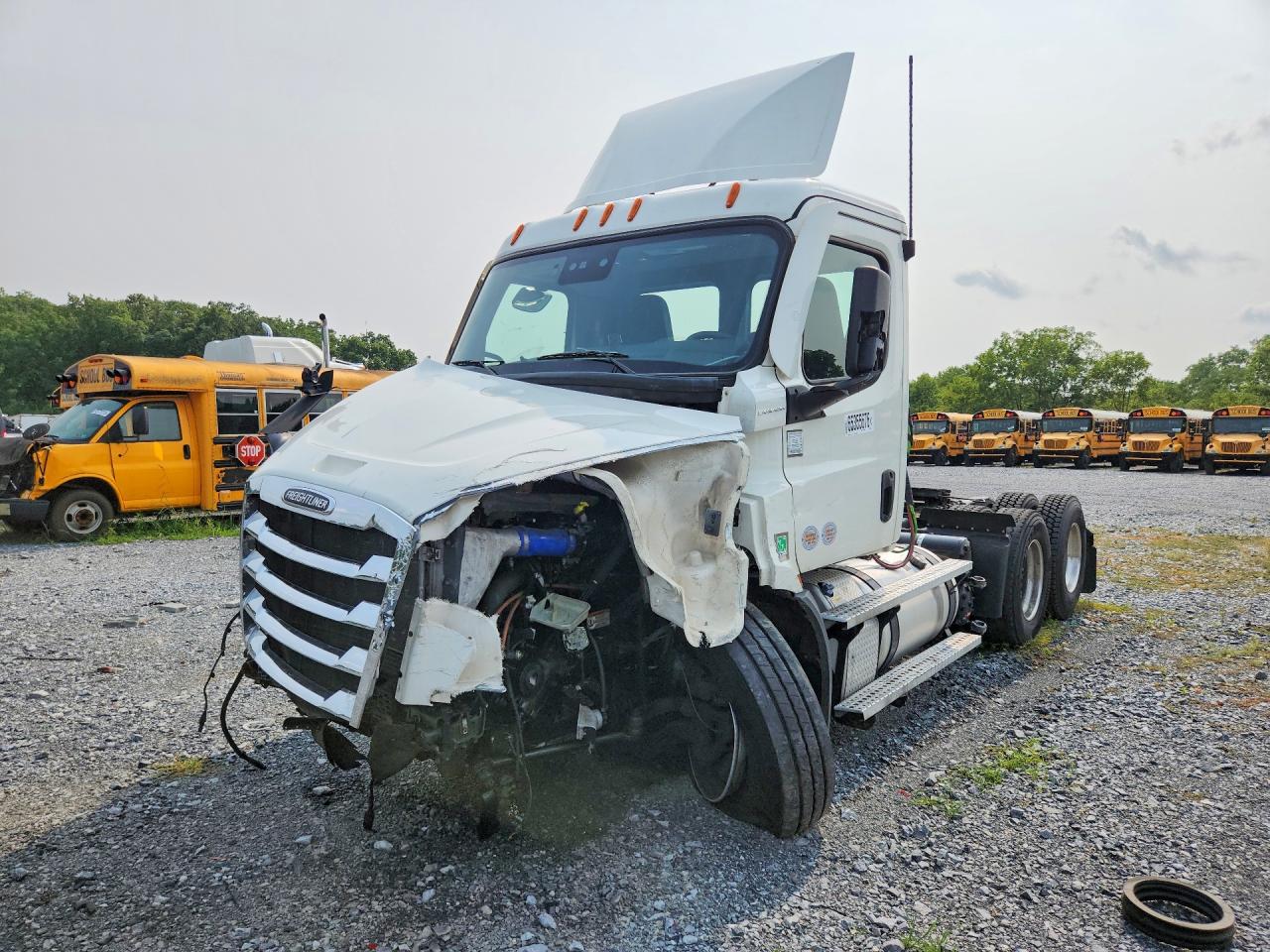 3AKJHTDV1SDVL0260 · 2025 FREIGHTLINER CASCADIA 116