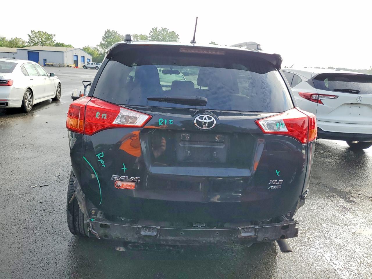 2T3RFREV1DW100608 · 2013 TOYOTA RAV4 · 6/14