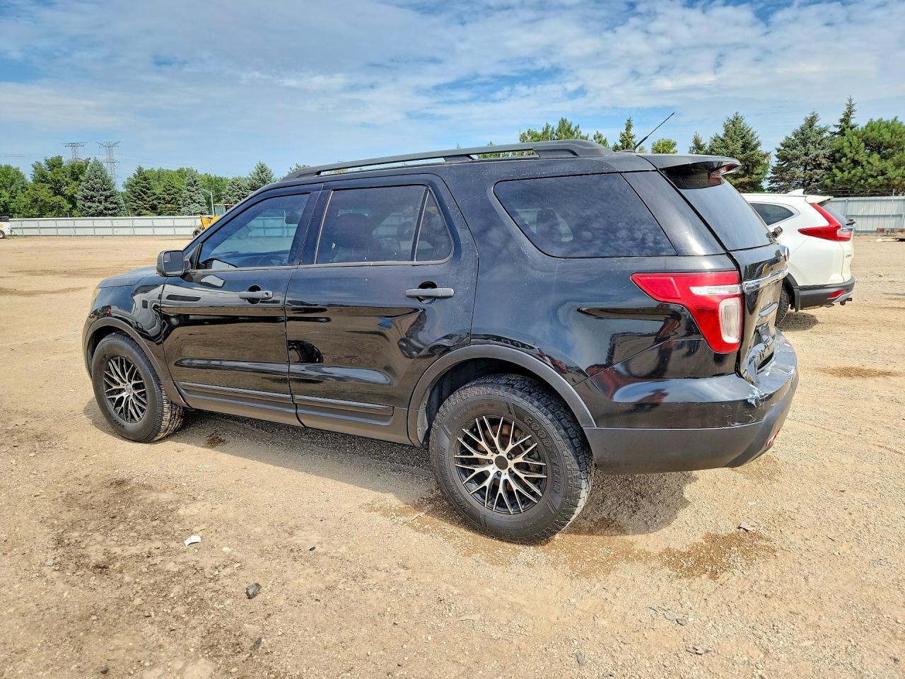 1FM5K8B83FGA58374 · 2015 FORD EXPLORER · 2/12
