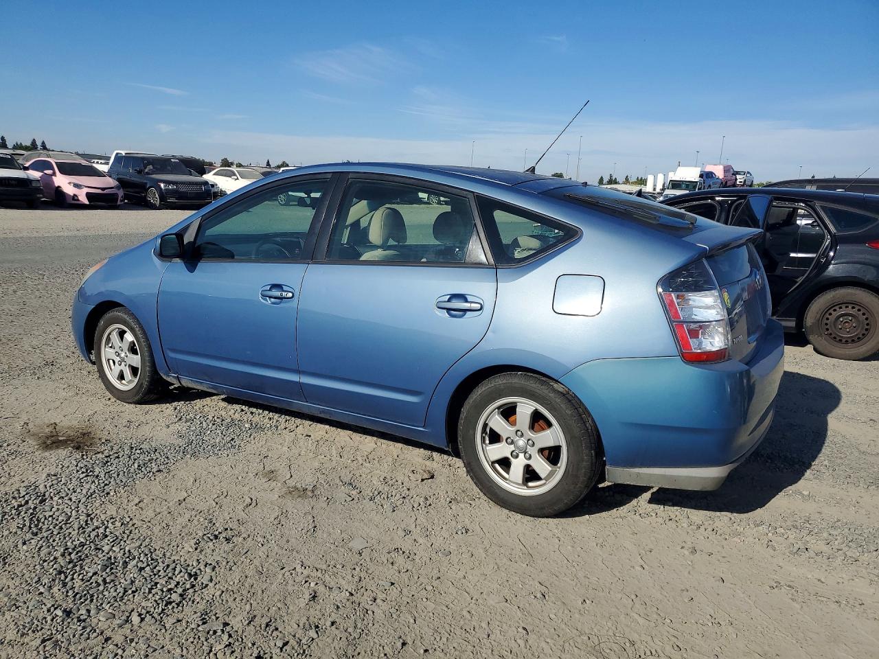 JTDKB20U740027428 · 2004 TOYOTA PRIUS · 2/12