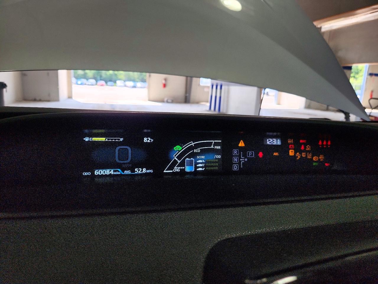 JTDKAMFU1M3135175 · 2021 TOYOTA PRIUS · 9/12