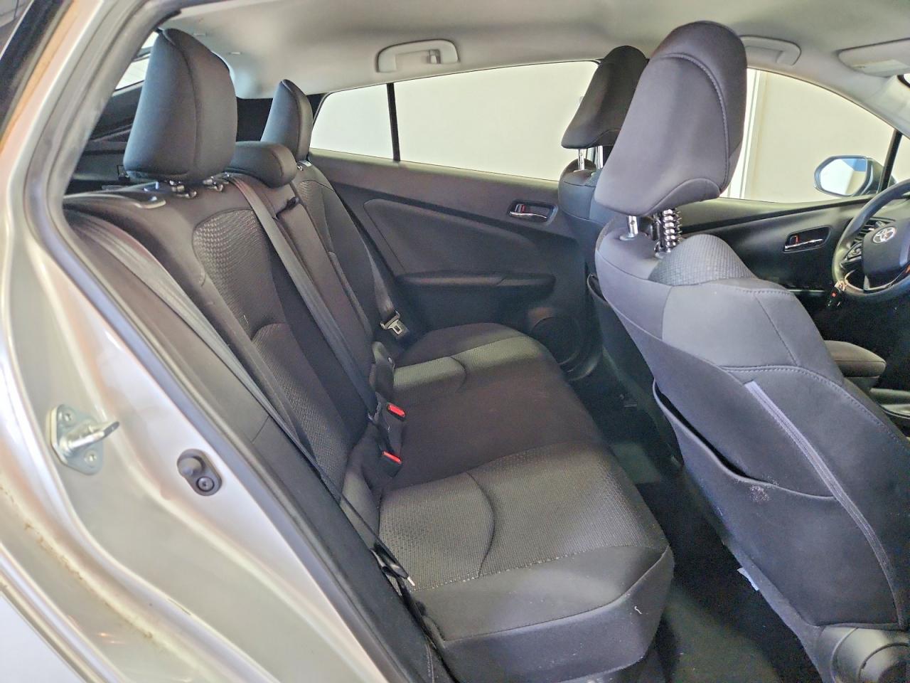 JTDKAMFU1M3135175 · 2021 TOYOTA PRIUS · 10/12