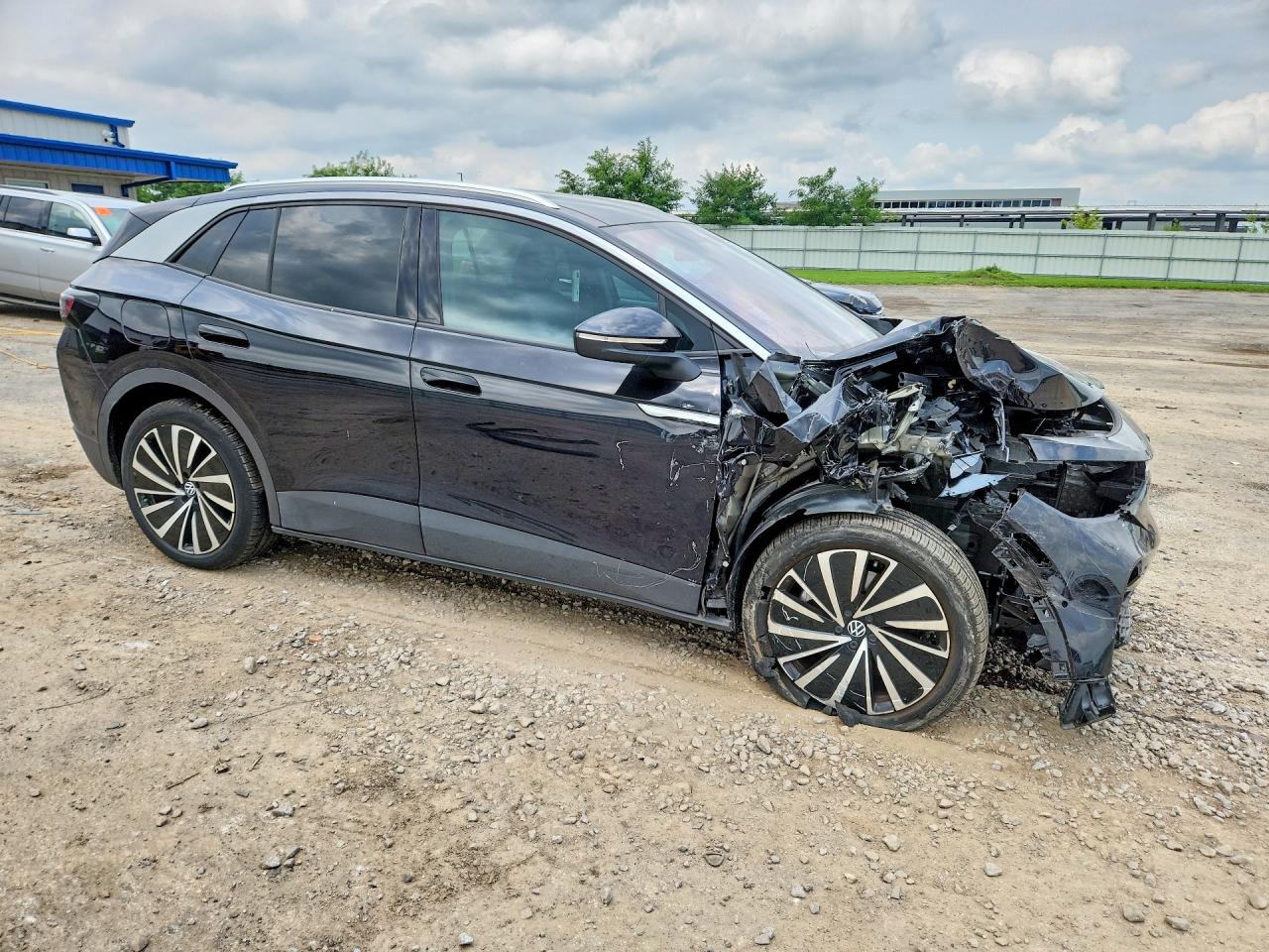 1V2JNPE89PC046074 · 2023 VOLKSWAGEN ID.4 · 4/14