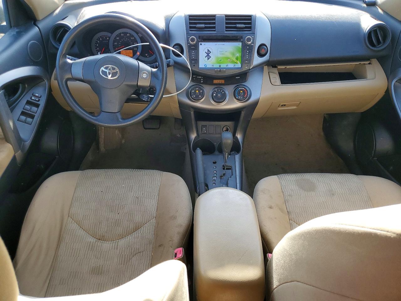 JTMJF4DV1B5039198 · 2011 TOYOTA RAV4 · 8/13