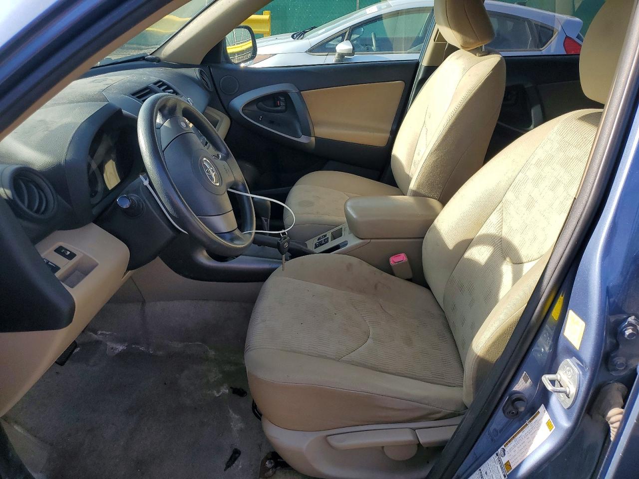 JTMJF4DV1B5039198 · 2011 TOYOTA RAV4 · 7/13