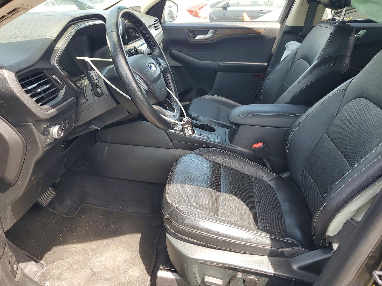 1FMCU0DZ8LUA10181 · 2020 FORD ESCAPE · 7/12