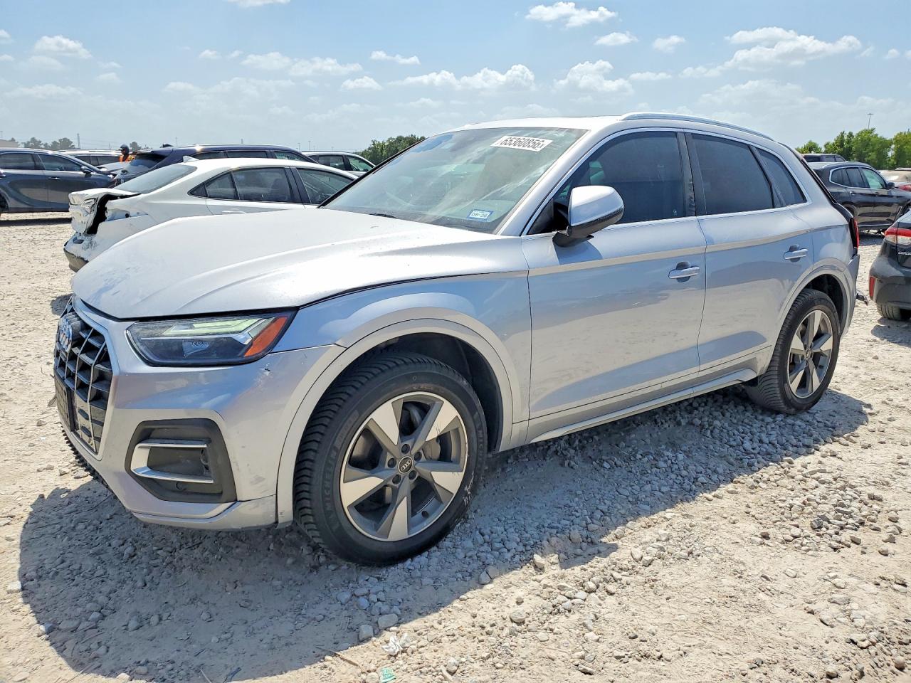 WA1BBAFY4N2130083 · 2022 AUDI Q5