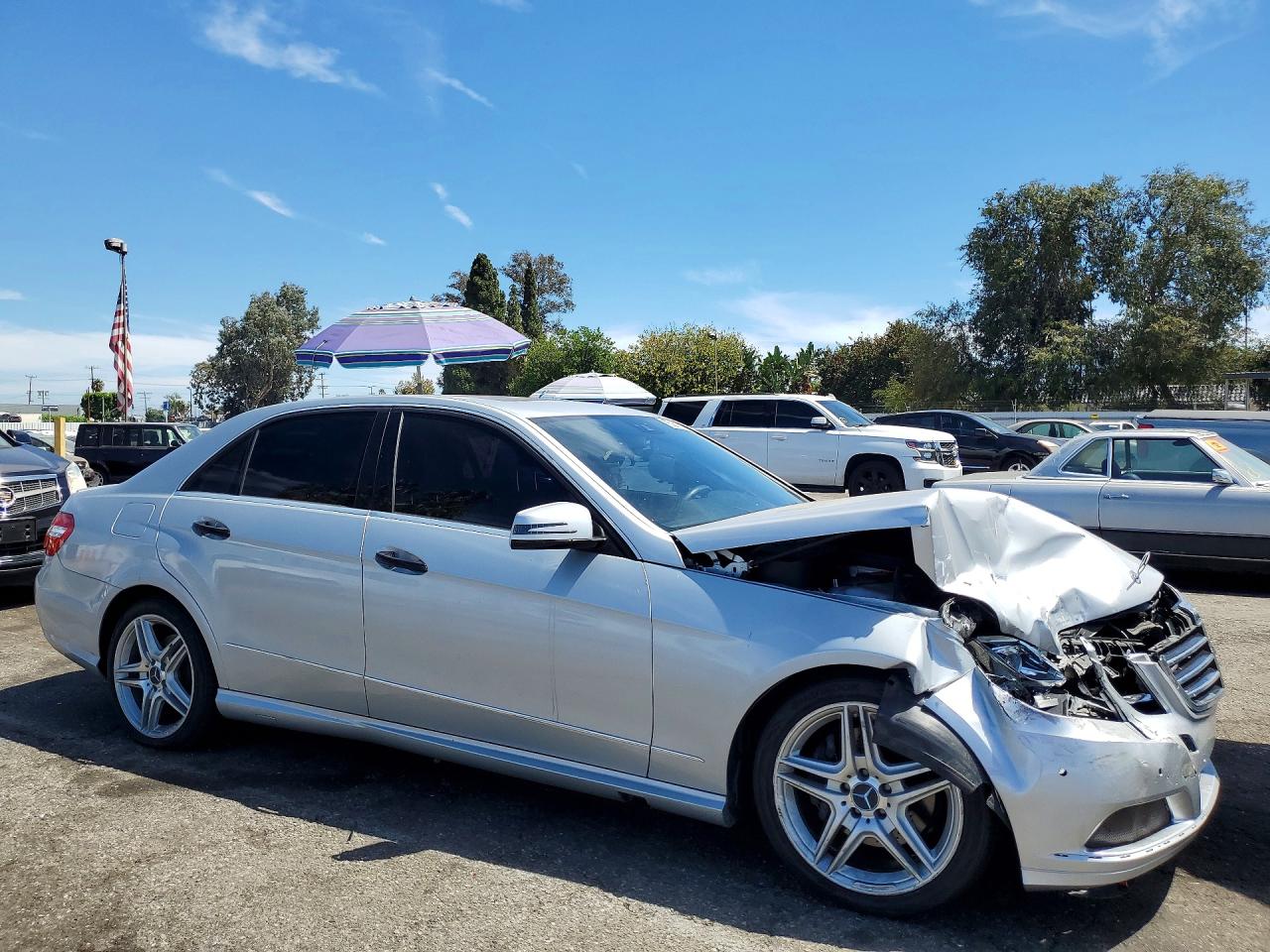 WDDHF5GB2BA370956 · 2011 MERCEDES-BENZ E · 4/12