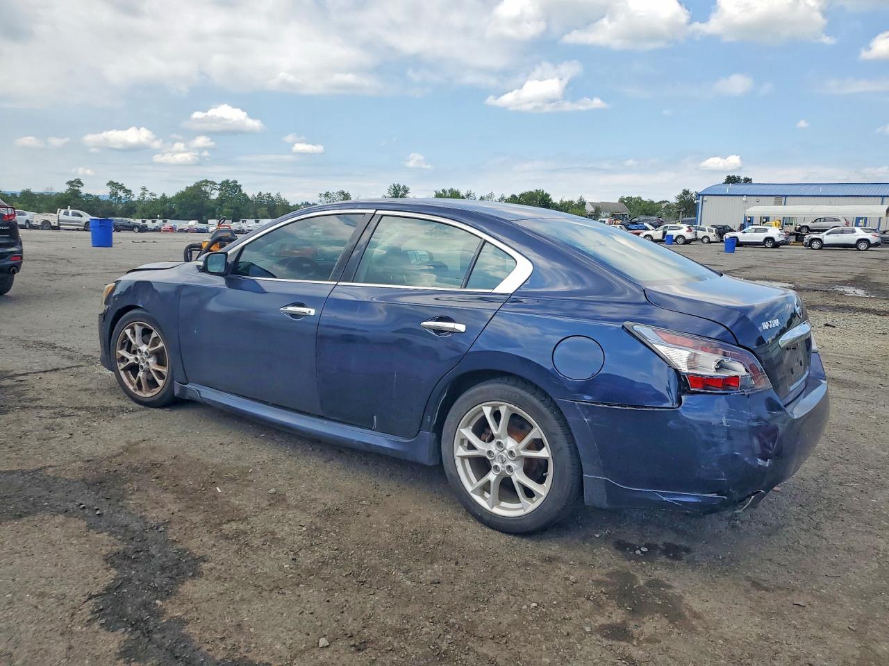 1N4AA5AP7DC811279 · 2013 NISSAN MAXIMA · 2/12
