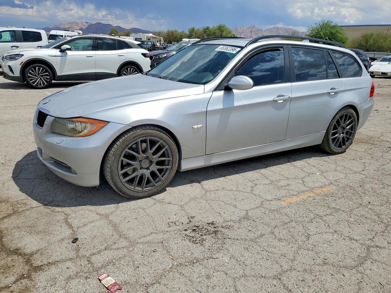 WBAVT735X8FZ38140 · 2008 BMW 328