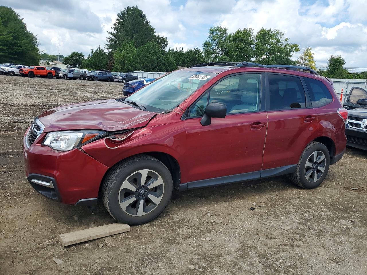 JF2SJAEC5JH588304 · 2018 SUBARU FORESTER